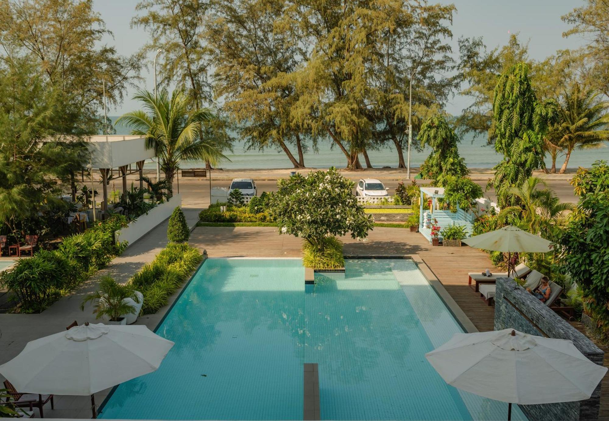 Naiya Sea Resort Sihanoukville Exteriör bild